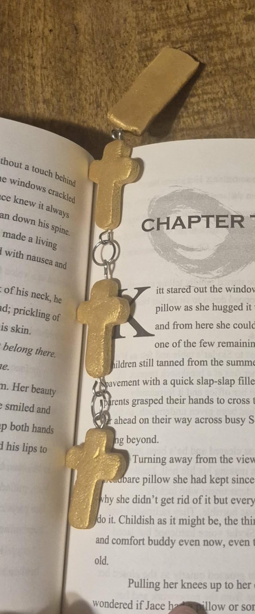 handmade bookmarks (1 count)